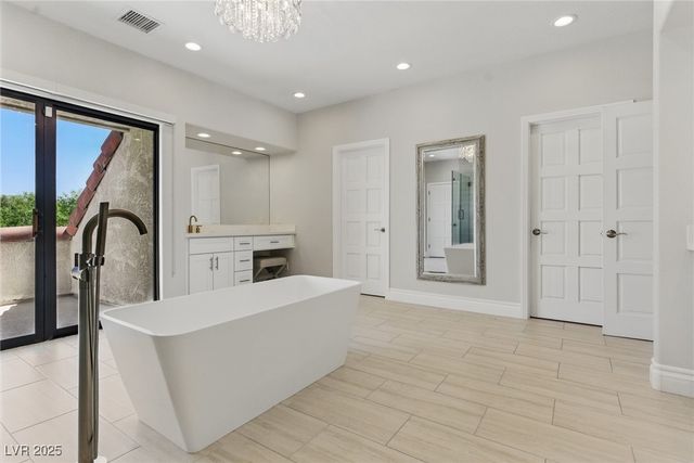 13 Dovetail Circle, Henderson, NV 89014