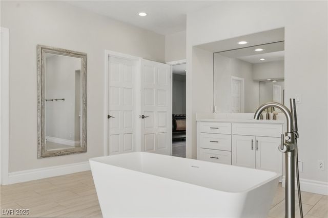 13 Dovetail Circle, Henderson, NV 89014