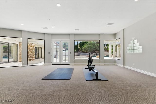 13 Dovetail Circle, Henderson, NV 89014