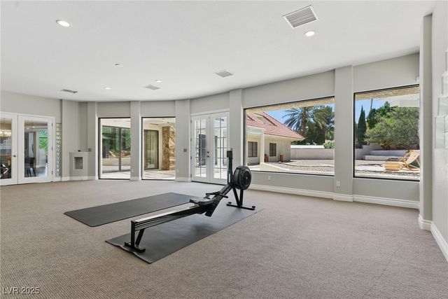 13 Dovetail Circle, Henderson, NV 89014