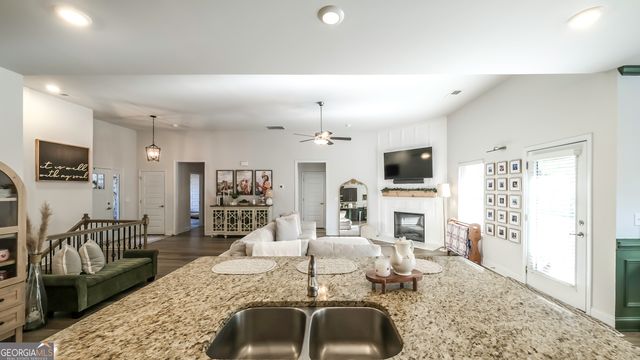 592 Whittman Court, Bremen, GA 30110