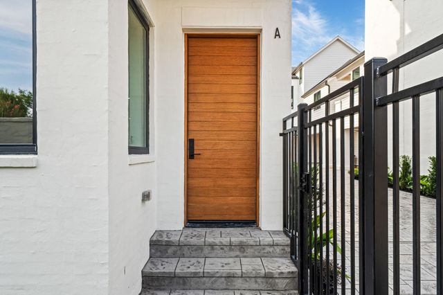 5409 Chevy Chase A, Houston, TX 77056