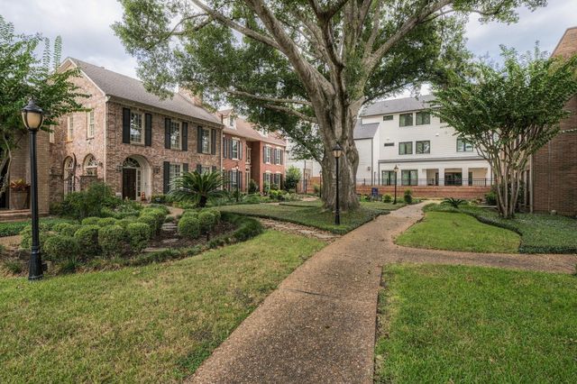 5409 Chevy Chase A, Houston, TX 77056