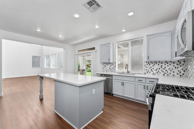 6279 Pine Meadow Cir, Stockton, CA 95219