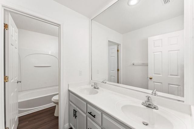 6279 Pine Meadow Cir, Stockton, CA 95219