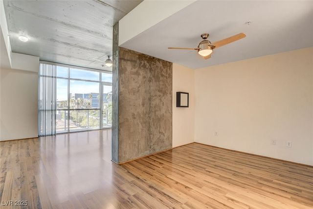 353 East Bonneville Avenue 315, Las Vegas, NV 89101