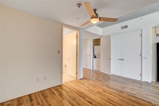 353 East Bonneville Avenue 315, Las Vegas, NV 89101