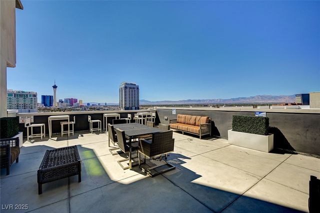353 East Bonneville Avenue 315, Las Vegas, NV 89101