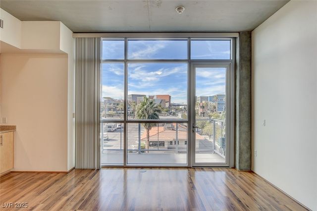 353 East Bonneville Avenue 315, Las Vegas, NV 89101