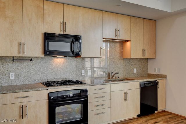 353 East Bonneville Avenue 315, Las Vegas, NV 89101