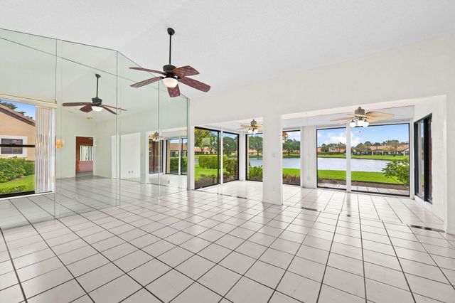 8257 Waterline Drive, Boynton Beach, FL 33472