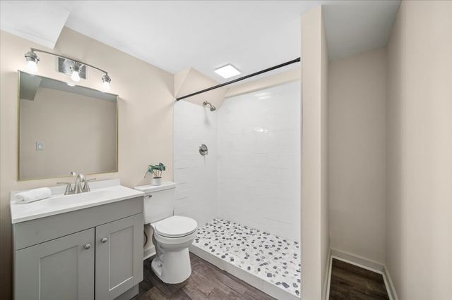 317 S 12th Street, St. Charles, IL 60174