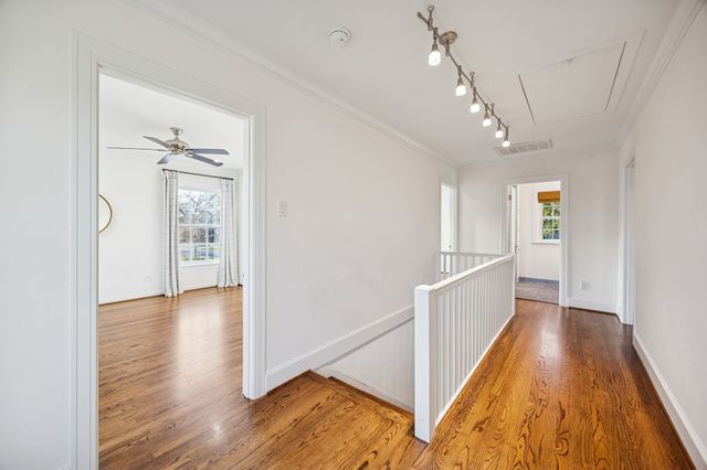 4700 W Amherst Avenue, Dallas, TX 75209