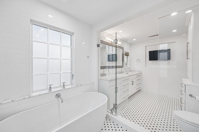 4700 W Amherst Avenue, Dallas, TX 75209