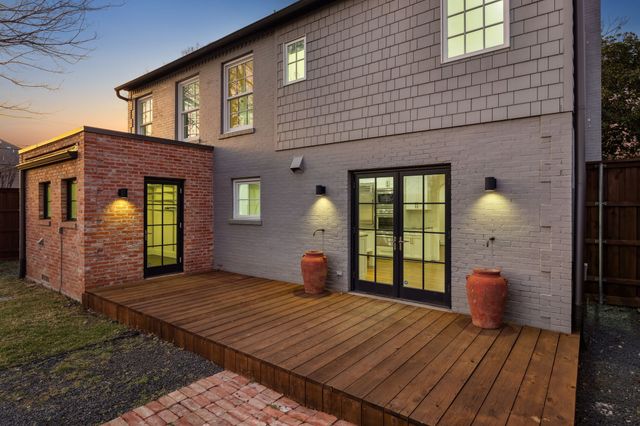 4700 W Amherst Avenue, Dallas, TX 75209