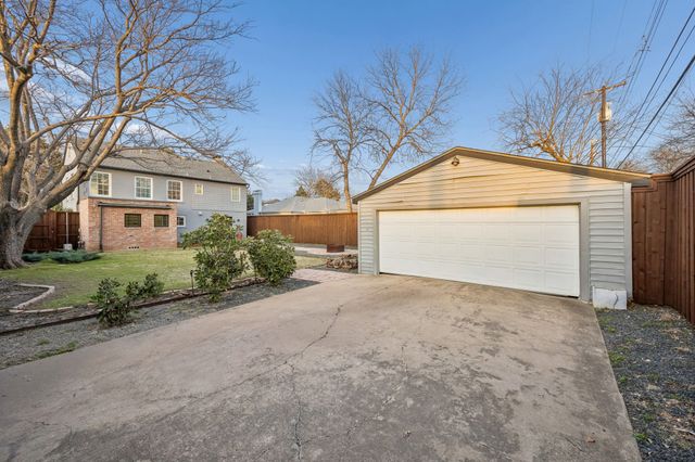 4700 W Amherst Avenue, Dallas, TX 75209