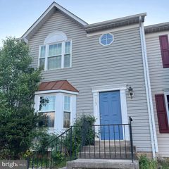 305 MOSEBY CT, Manassas Park, VA 20111