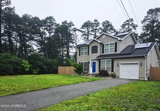 933 Ninth Avenue, Toms River, NJ 08757