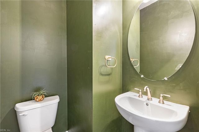 1803 Honey Milk RD, Chesapeake, VA 23323