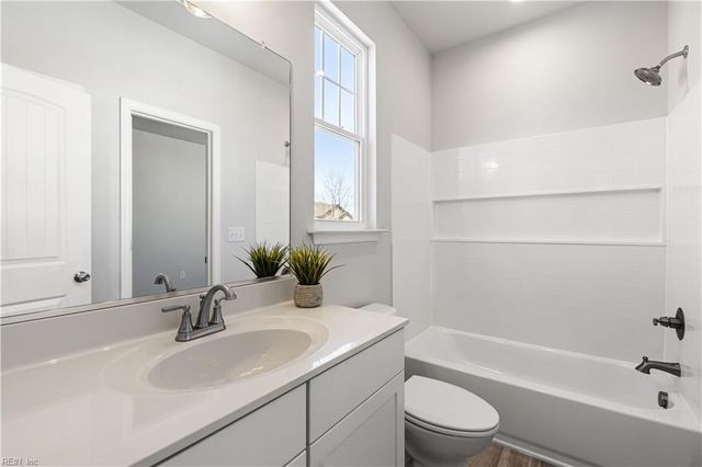 1803 Honey Milk RD, Chesapeake, VA 23323