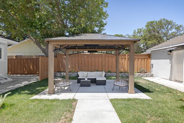 1247 Benton Street, Santa Clara, CA 95050