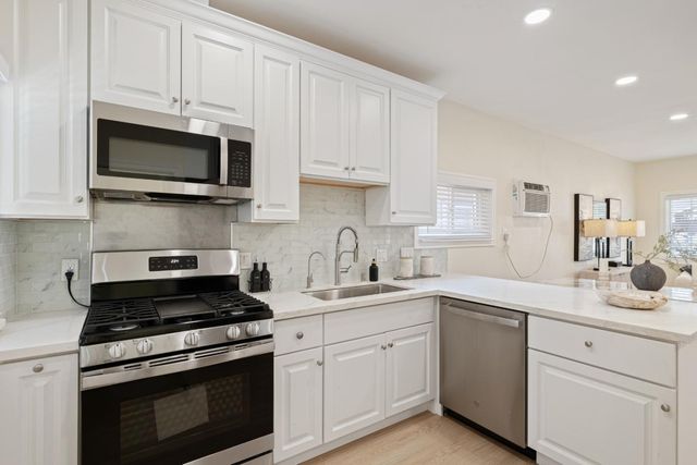 1247 Benton Street, Santa Clara, CA 95050