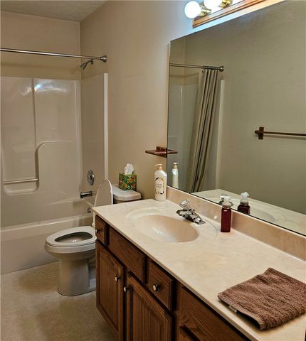 12 Merry Robin Road, Troy, OH 45373