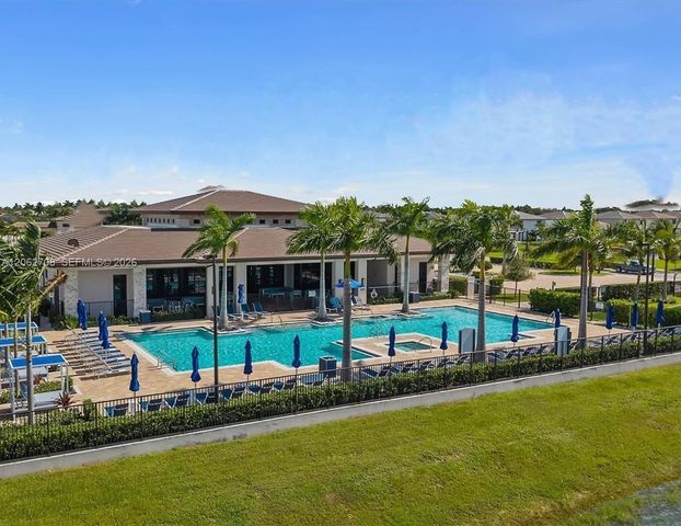 4528 SW 178th Avenue, Miramar, FL 33029