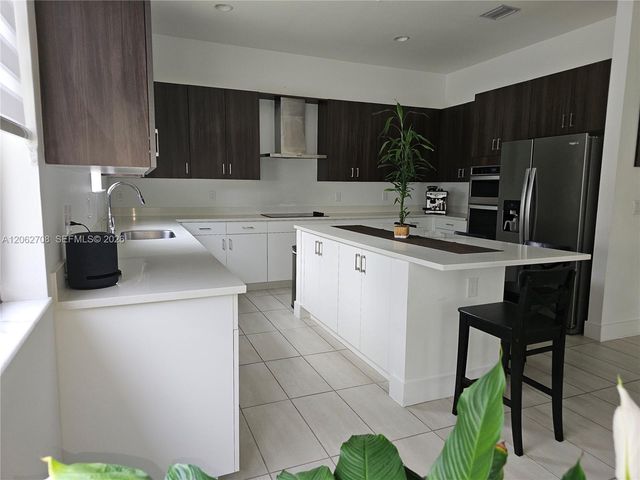 4528 SW 178th Avenue, Miramar, FL 33029