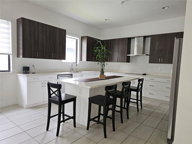 4528 SW 178th Avenue, Miramar, FL 33029