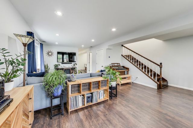 1512 Clinton Avenue, Berwyn, IL 60402
