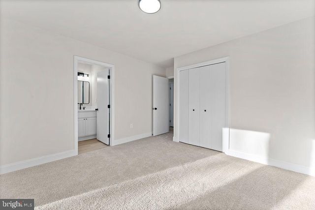 605 LAMPLIGHTER DR, Fredericksburg, VA 22407