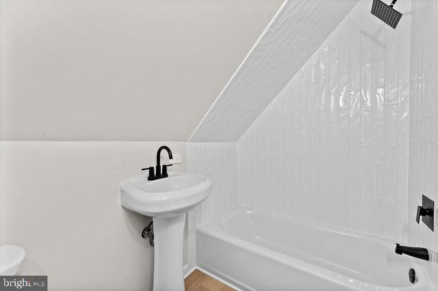 605 LAMPLIGHTER DR, Fredericksburg, VA 22407