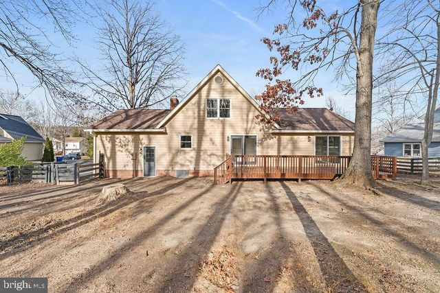 605 LAMPLIGHTER DR, Fredericksburg, VA 22407