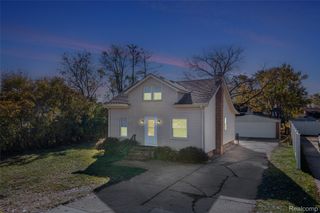 71 Cloveridge Drive, Troy, MI 48084