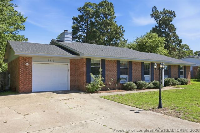 6979 Wickersham Drive, Fayetteville, NC 28314