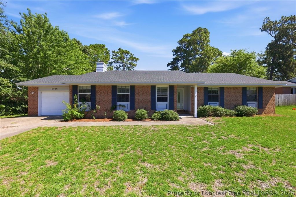 6979 Wickersham Drive, Fayetteville, NC 28314
