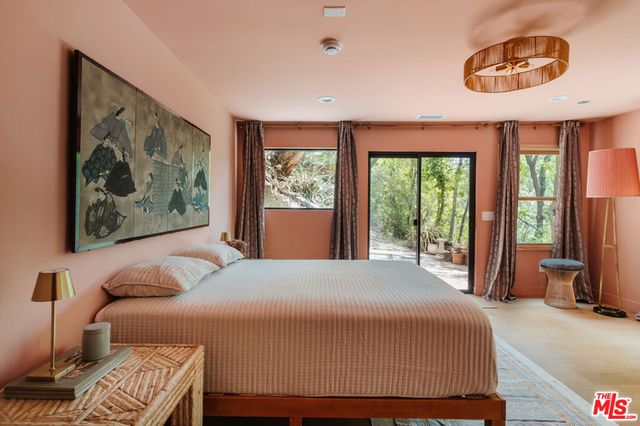 12220 Benmore Terrace, Los Angeles, CA 90049