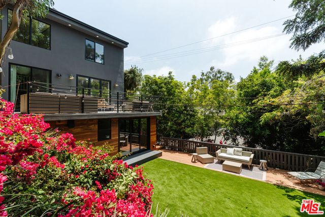 12220 Benmore Terrace, Los Angeles, CA 90049