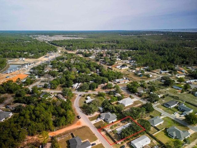 5805 Government Dr, Gulf Breeze, FL 32563