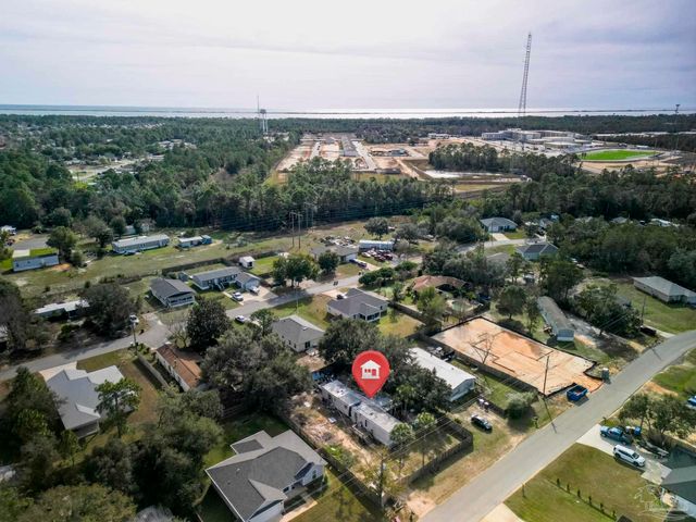 5805 Government Dr, Gulf Breeze, FL 32563