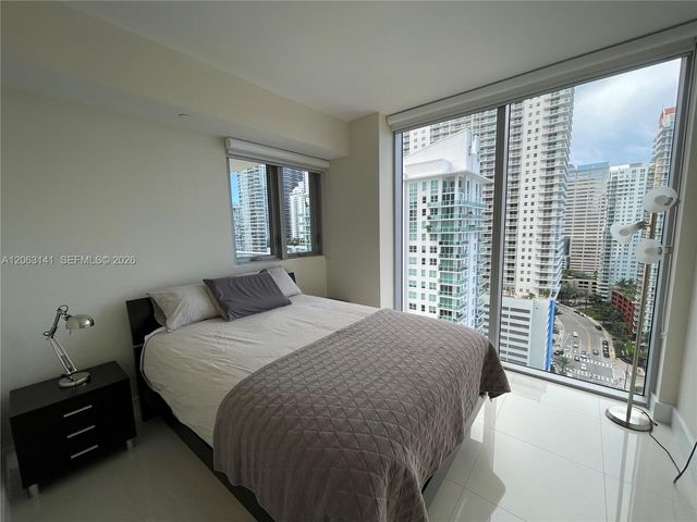 1300 Brickell Bay Dr 2010, Miami, FL 33131