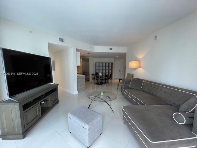 1300 Brickell Bay Dr 2010, Miami, FL 33131