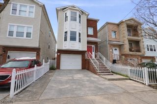 530 Broadway, Elizabeth City, NJ 07206