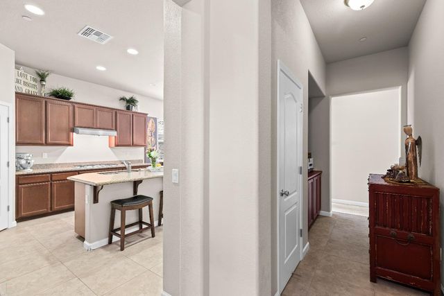 547 Sepp Ct, Ripon, CA 95366