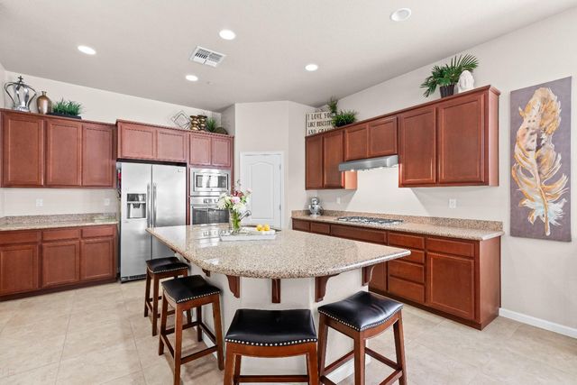 547 Sepp Ct, Ripon, CA 95366