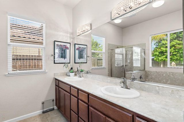 547 Sepp Ct, Ripon, CA 95366