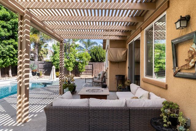 547 Sepp Ct, Ripon, CA 95366