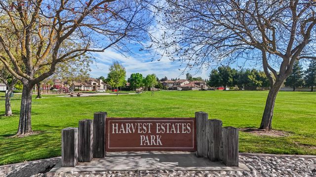 547 Sepp Ct, Ripon, CA 95366