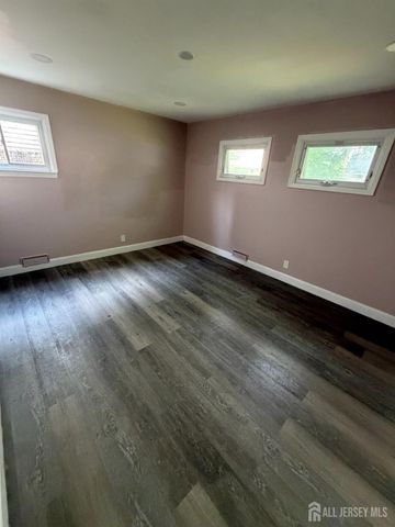 19 DAVID Court, Colonia, NJ 07067